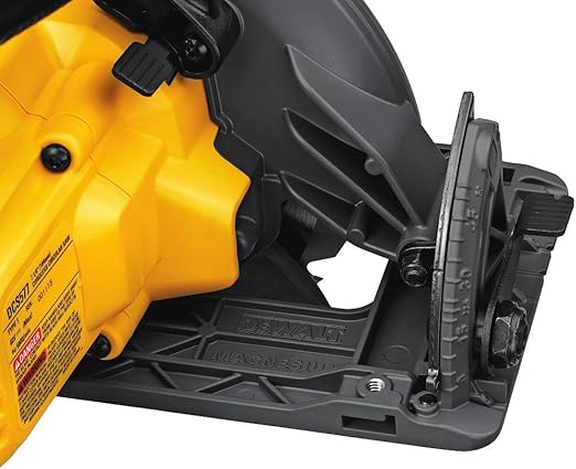 Dewalt 60V Max Flexvolt 7-1/4" Worm Drive Style Saw Kit avec 1 batterie, chargeur et sac