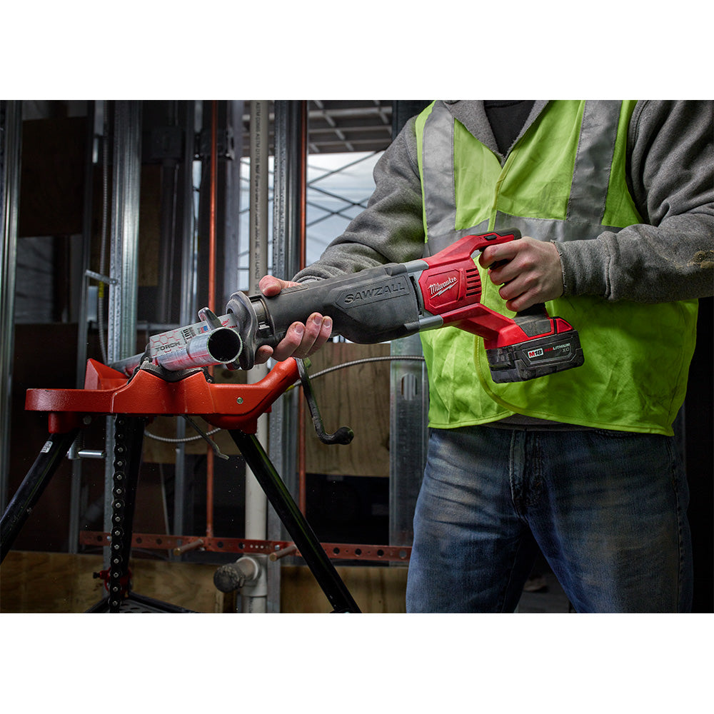 Milwaukee 18V Lithium Ion Cordless Sawzall with Quik Lok Blade Clamp and All Metal Gearbox