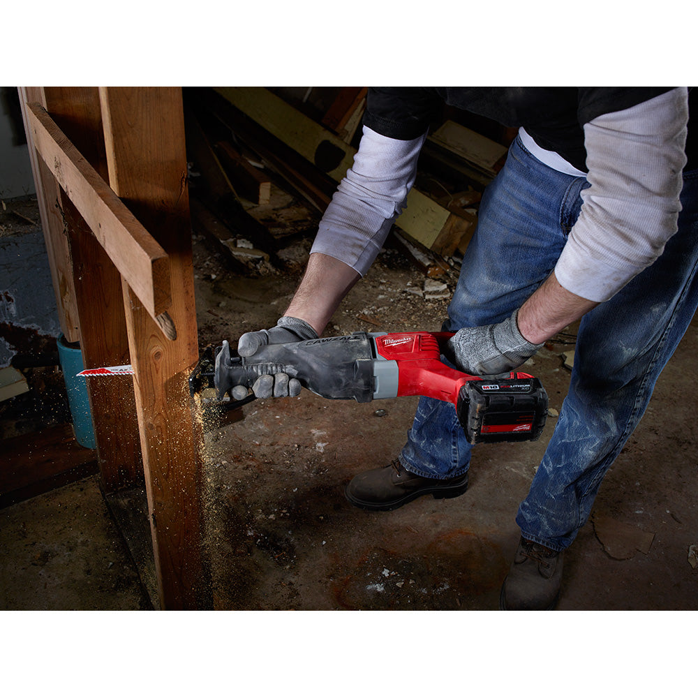 Milwaukee 18V Lithium Ion Cordless Sawzall with Quik Lok Blade Clamp and All Metal Gearbox
