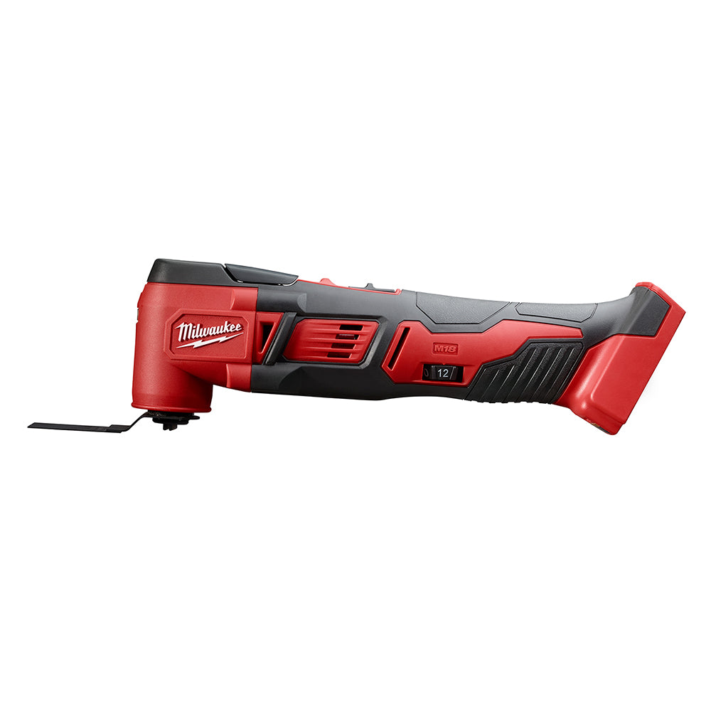 Milwaukee M18V Lithium-ion Multifonction sans fil avec lames de coupe pour le bois et patin de ponçage avec feuilles incluses