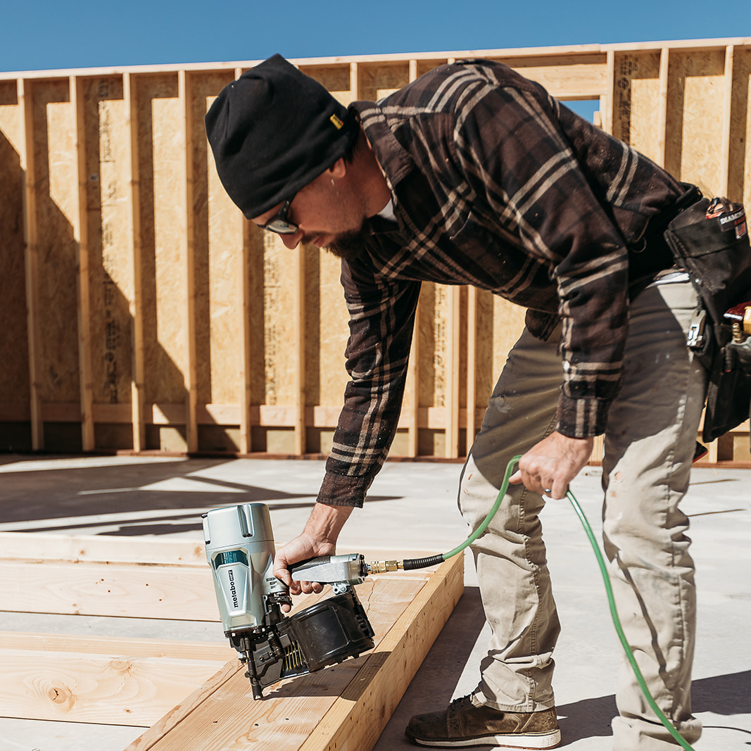 Metabo HPT Coil Framing Nailer - 15 Degree