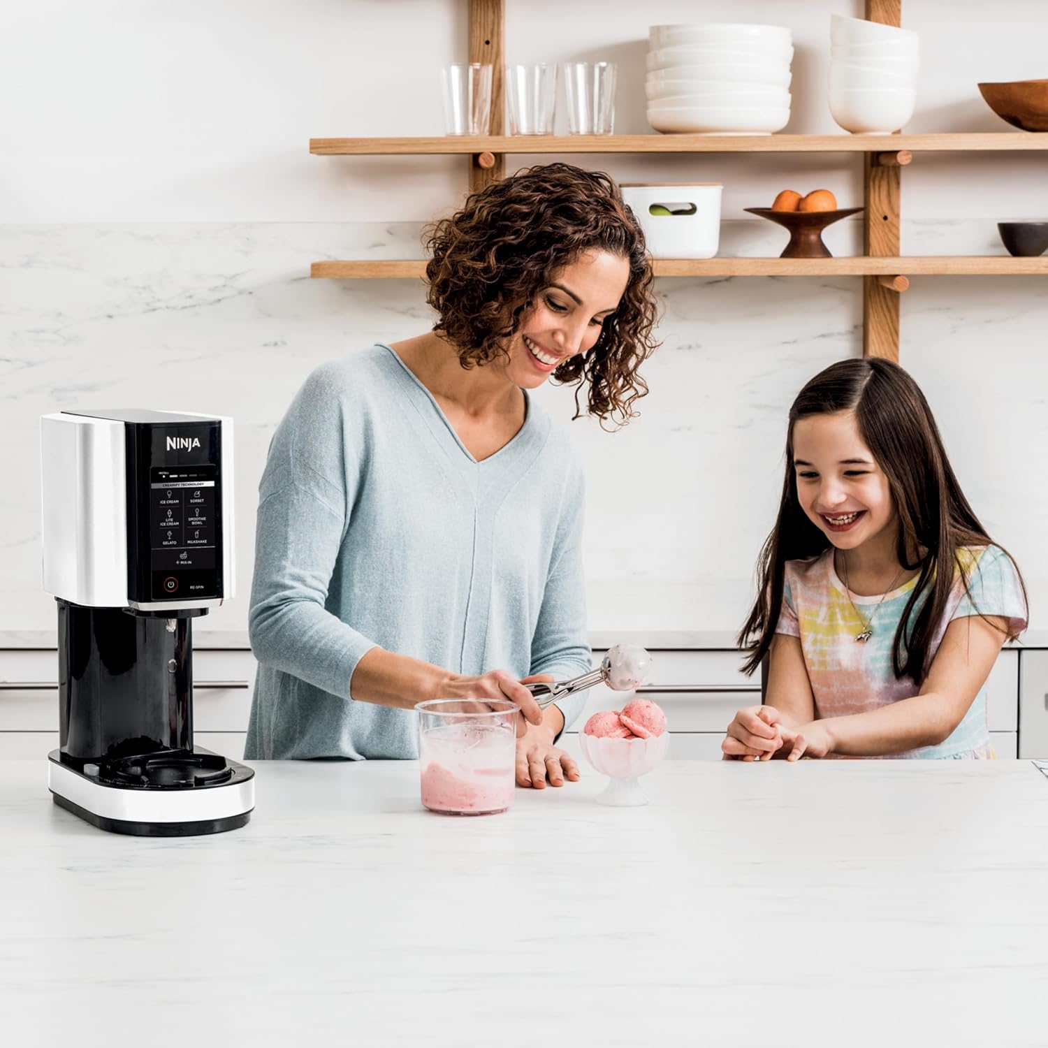 Ninja CREAMi NC301C Sorbetière 7 en 1 - Blanc