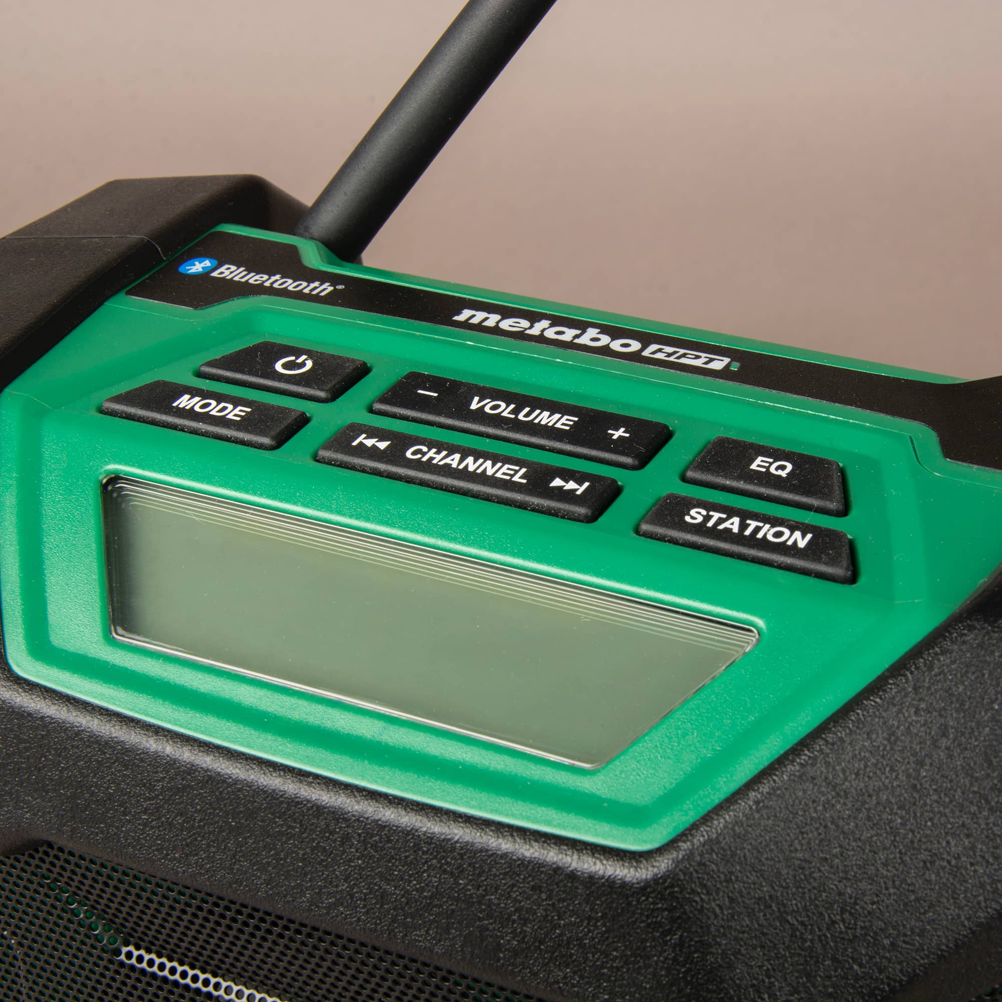 Metabo-UR18DAQ4 HPT 18V Multi Volt Radio Bluetooth sans fil