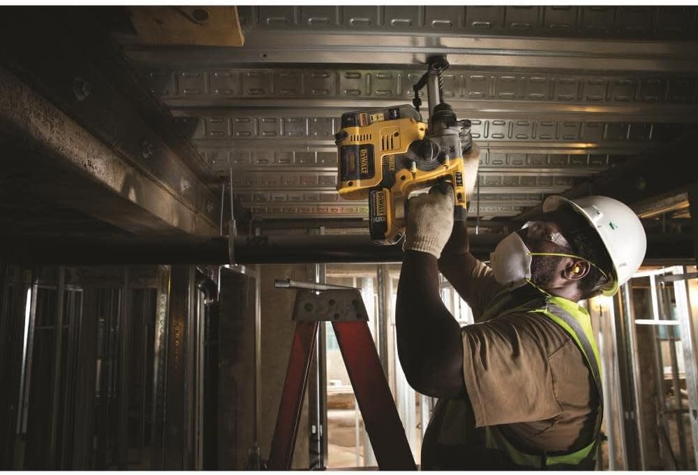 Marteau rotatif Dewalt 20V Max XR avec extracteur de poussière de 1 pouce
