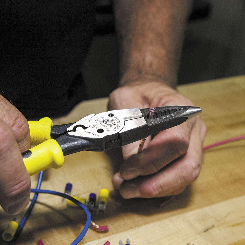 Pince tout usage avec pince à sertir Klein Tools - Jaune et noir
