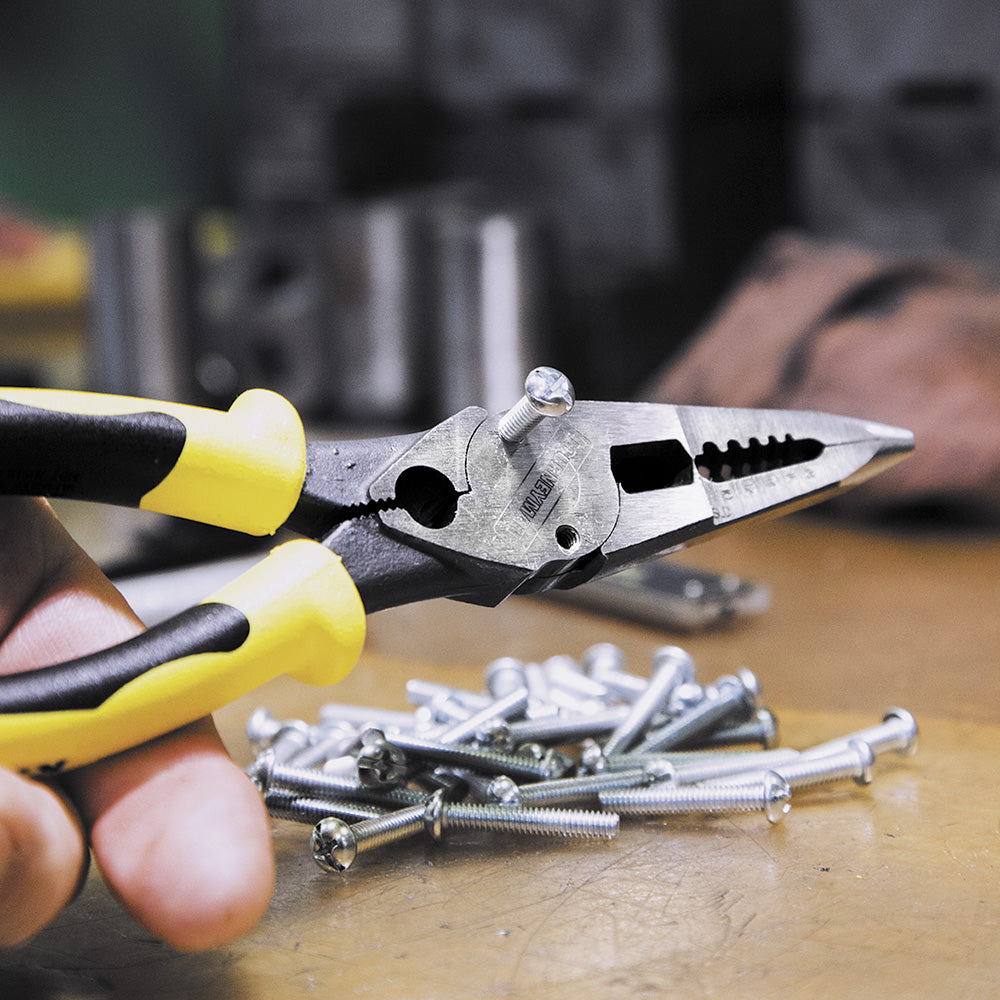 Pince tout usage avec pince à sertir Klein Tools - Jaune et noir
