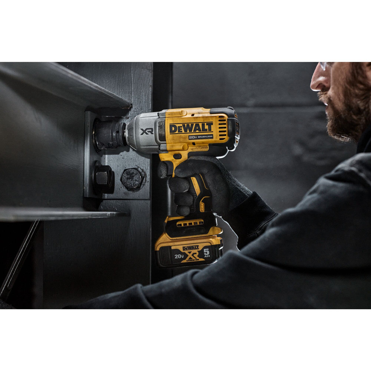 Dewalt 20V Max Cordless Impact Wrench Kit