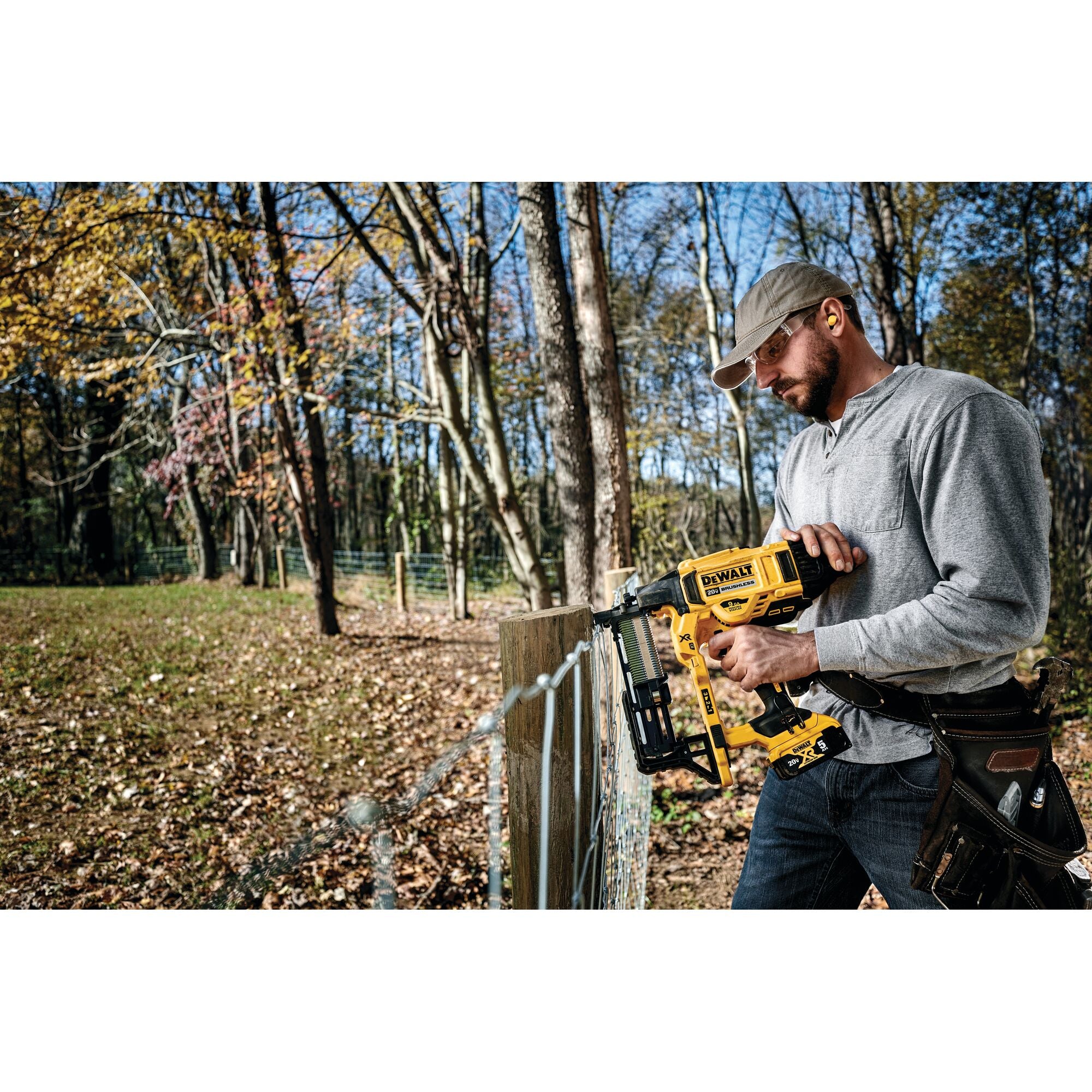 Dewalt 20V 9GA Fencing Stapler Bare