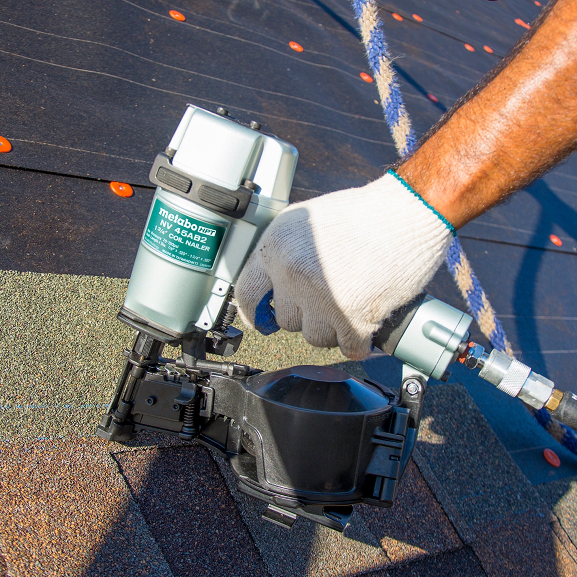 Metabo HPT 18V Pneumatic Roofing Nailer with Triple Hammer Impact Driver Kit