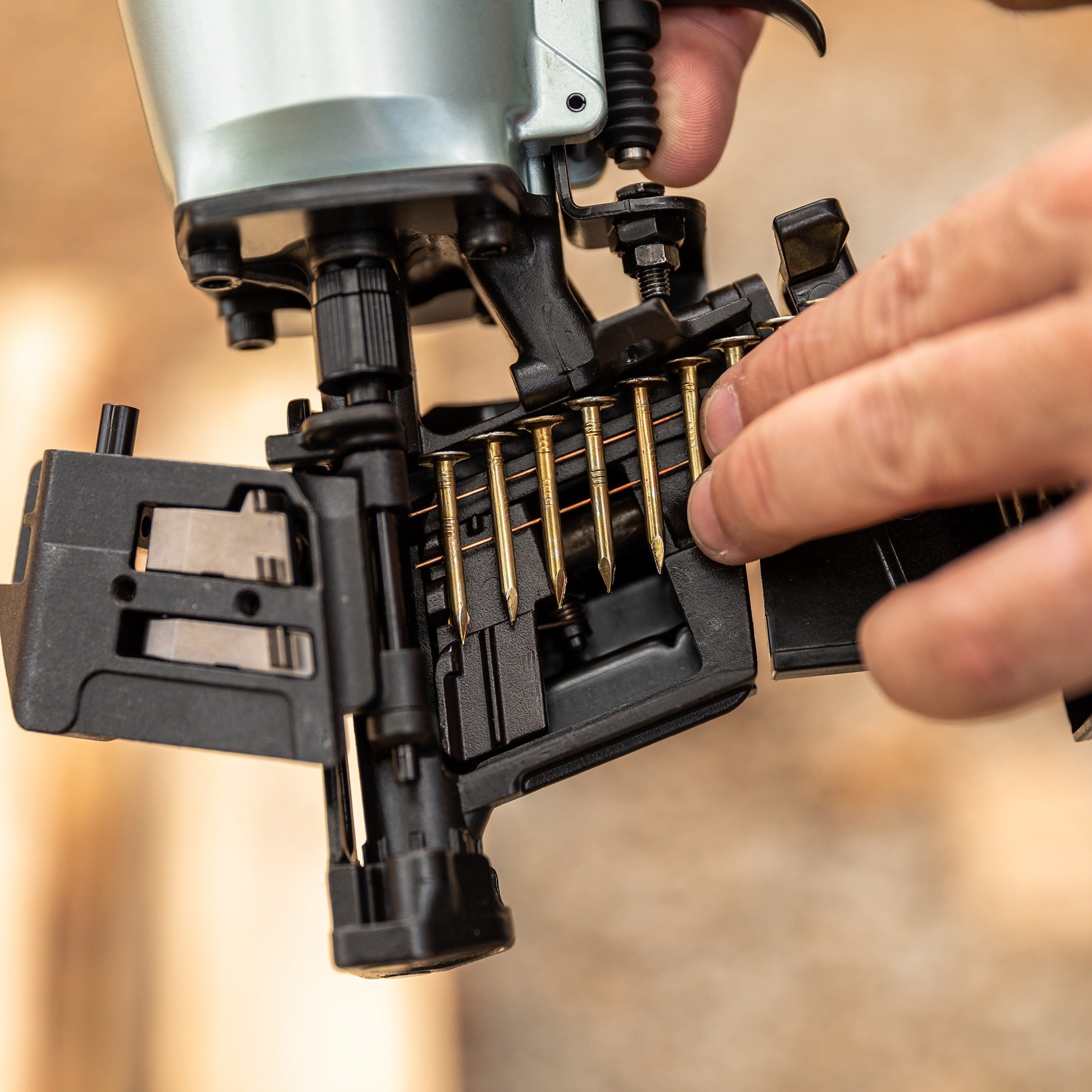 Metabo HPT 18V Pneumatic Roofing Nailer with Triple Hammer Impact Driver Kit