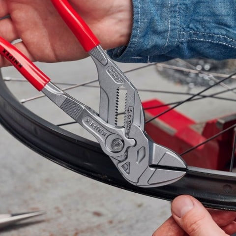 Clé à pince Knipex
