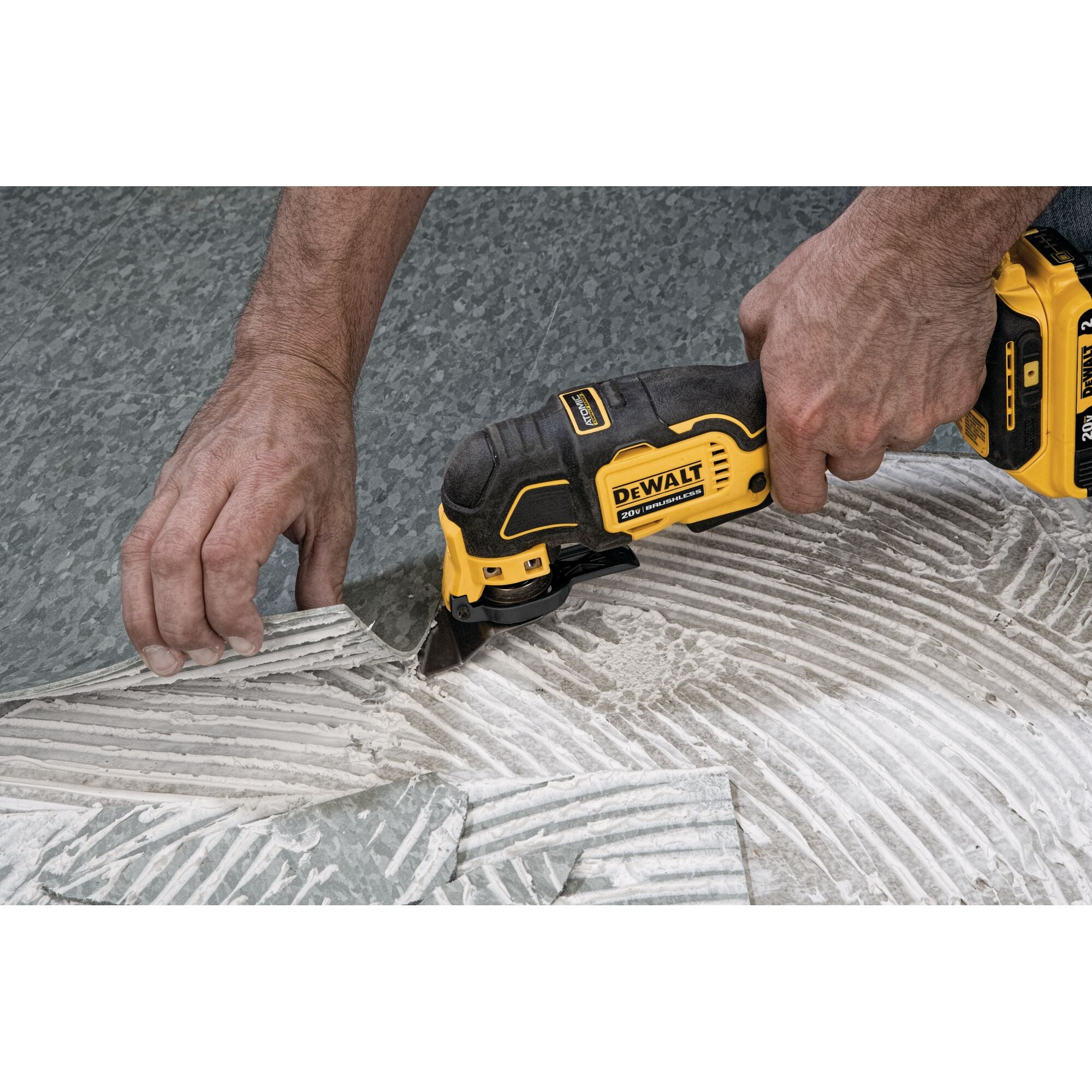 Dewalt Atomic 20V MAX Oscillant sans fil - Outil seul