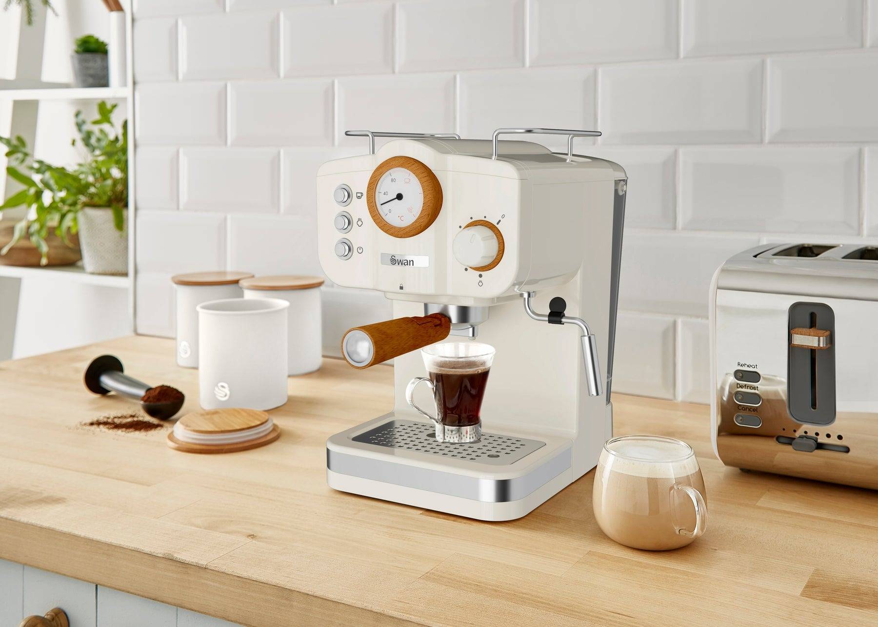 Swan Nordic Pump Espresso Coffee Machine - White