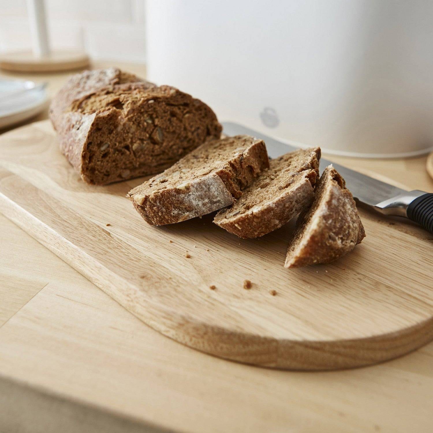 Swan Nordic Bread Bin with Cutting Board - White