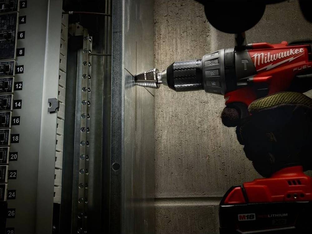 Milwaukee 5 1/4" - 1 3/8" Step Bit