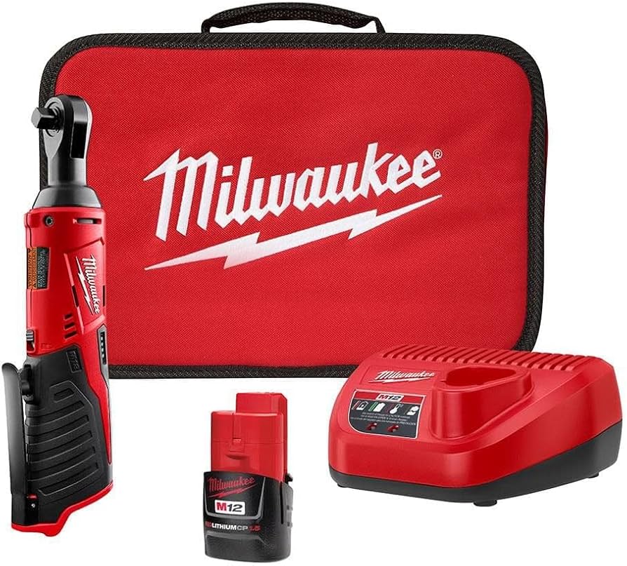 Milwaukee M12 3/8" Cordless Lithium Ratchet Kit with Tool Bag