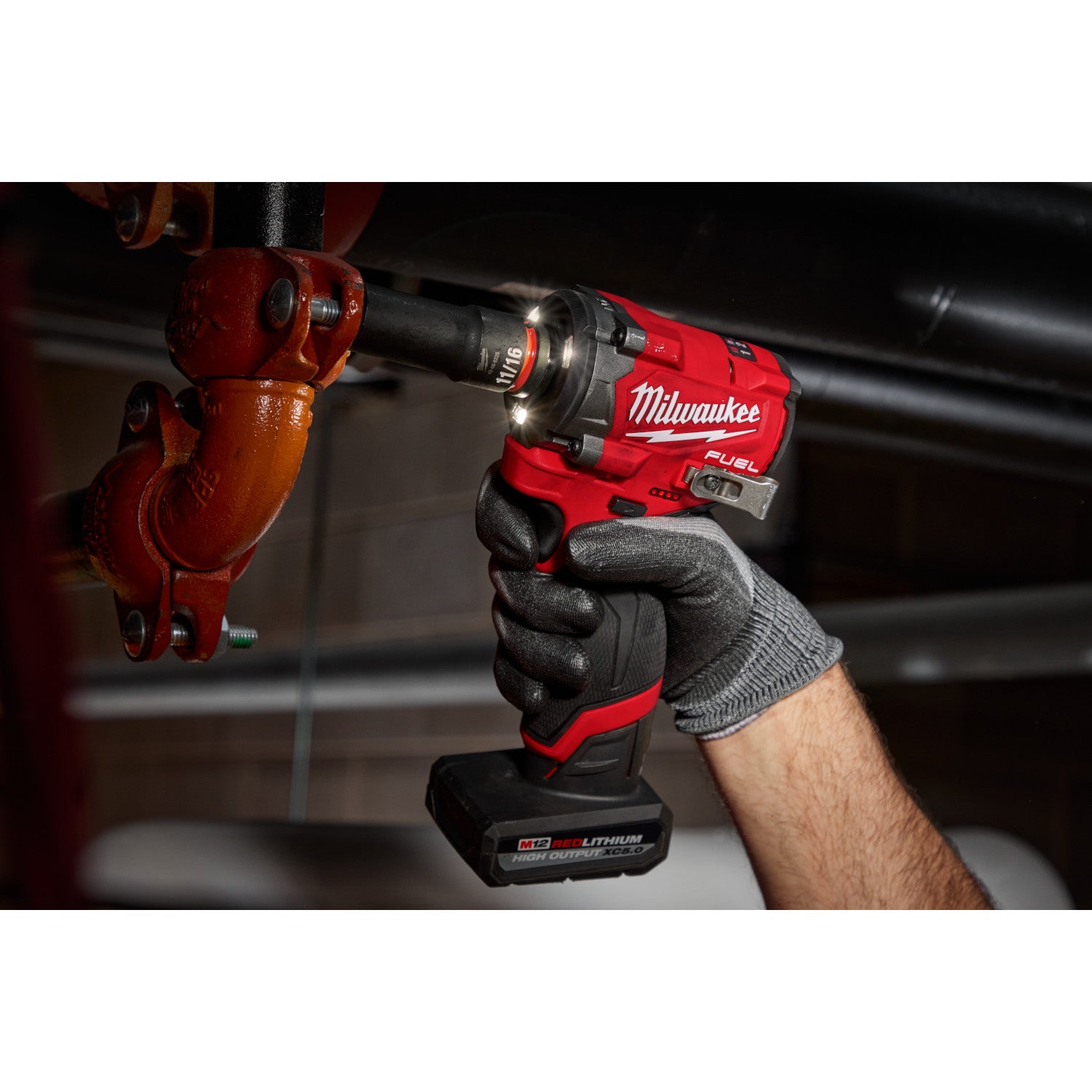 Clé à chocs Milwaukee M12 « Fuel » 1/2" à corps court - Outil seul