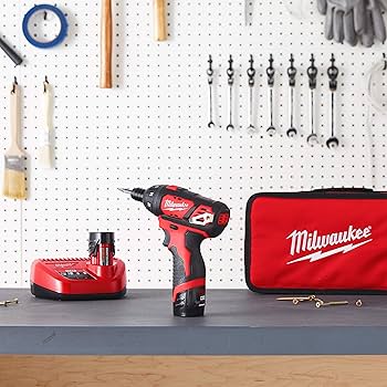 Milwaukee 12V Lithium-Ion 1/4" Hex Cordless Screwdriver Kit