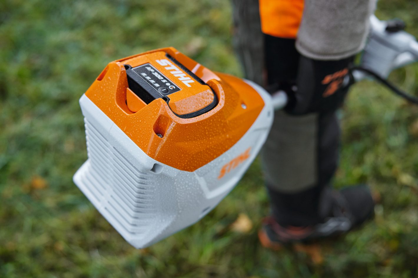Stihl FSA120 Battery Brushcutter - Tool Only