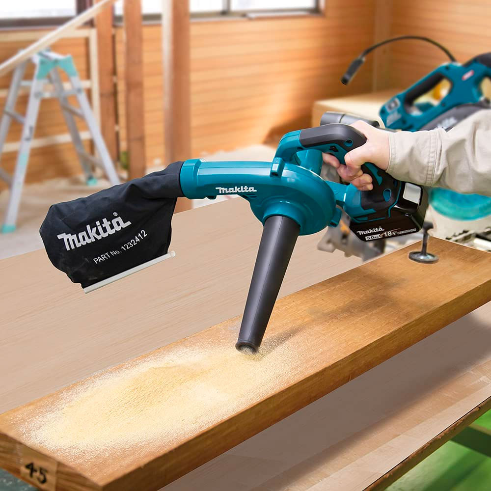 Makita 18V LXT Brushless Cordless Blower-Tool Only