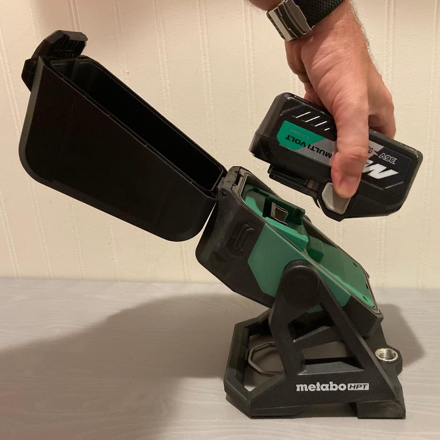Metabo HPT 18V MultiVolt Cordless Work Light - Outil seul