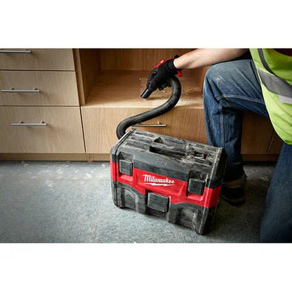 Aspirateur eau et poussière sans fil Milwaukee 18V