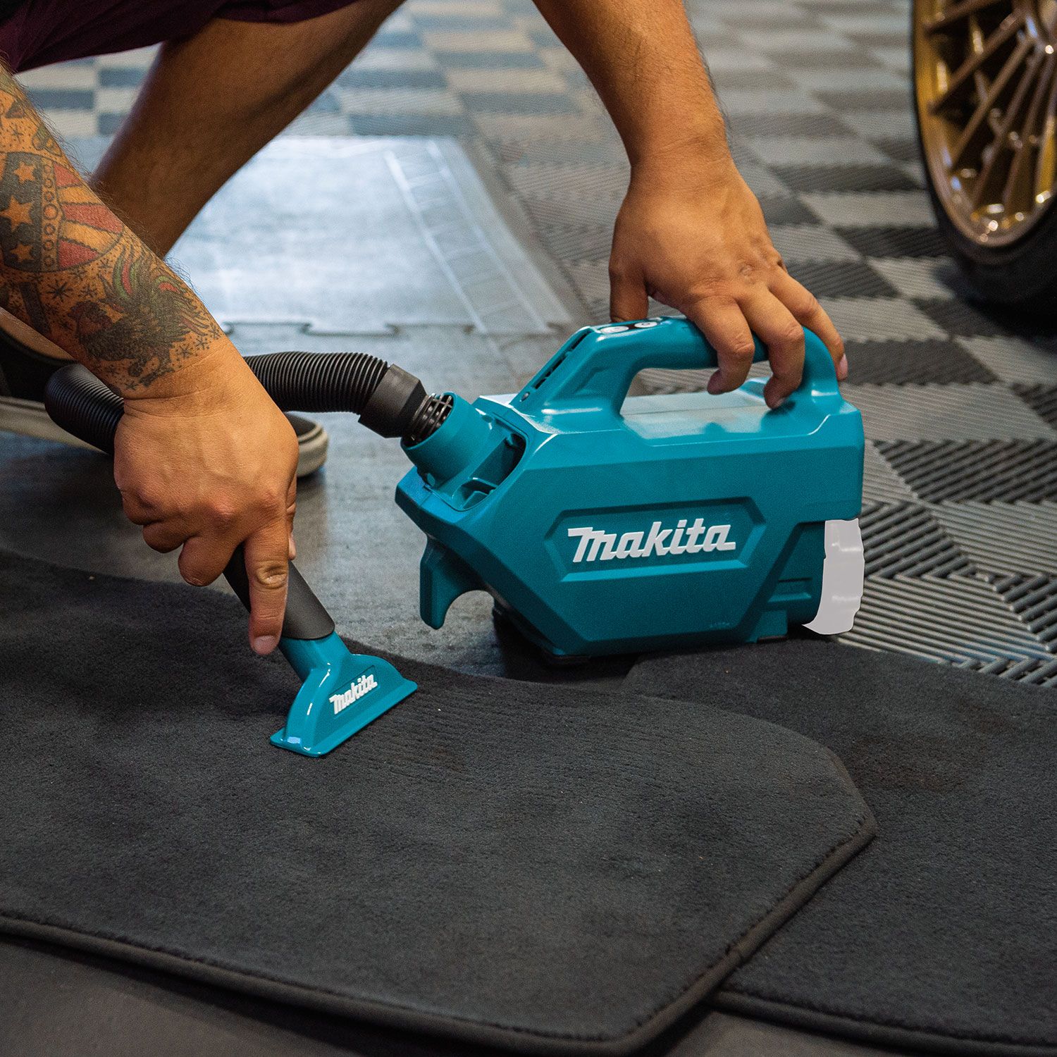 Makita 18V LXT Handheld Canister Vacuum - Tool Only