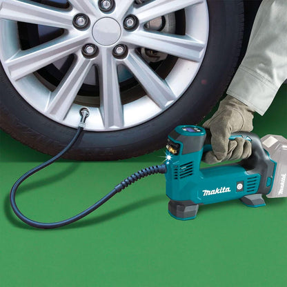 Makita 18V LXT Cordless Inflator Kit with Compact Battery