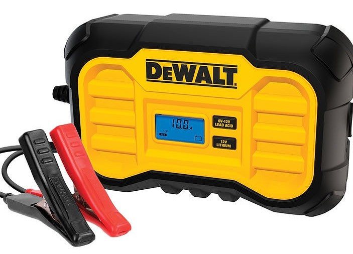 Dewalt Professional 10 Amp Battery Charger with Battery Maintainer (Chargeur de batterie professionnel de 10 ampères avec dispositif de maintien de la batterie)