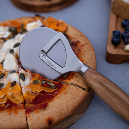 Boska Oslo + Pizza Wheel