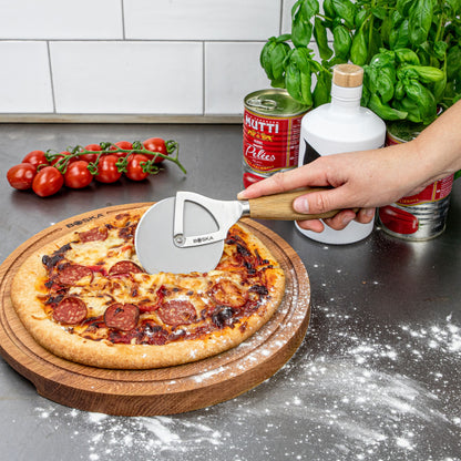 Boska Oslo + Pizza Wheel