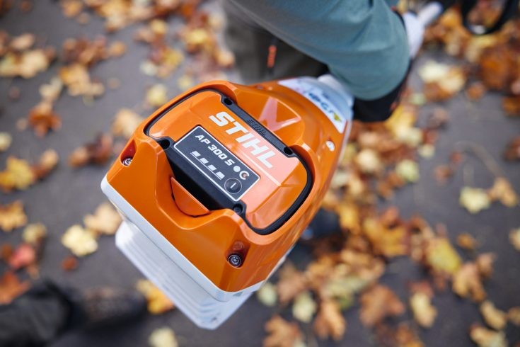 Stihl Kma 120R Battery KombiMotor - unit only
